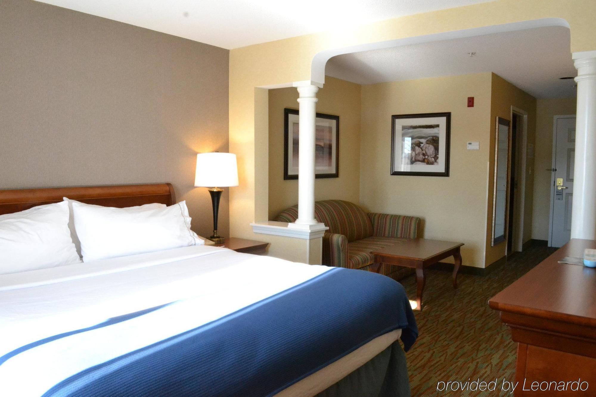 Holiday Inn Express Hotels Biddeford By Ihg Екстериор снимка